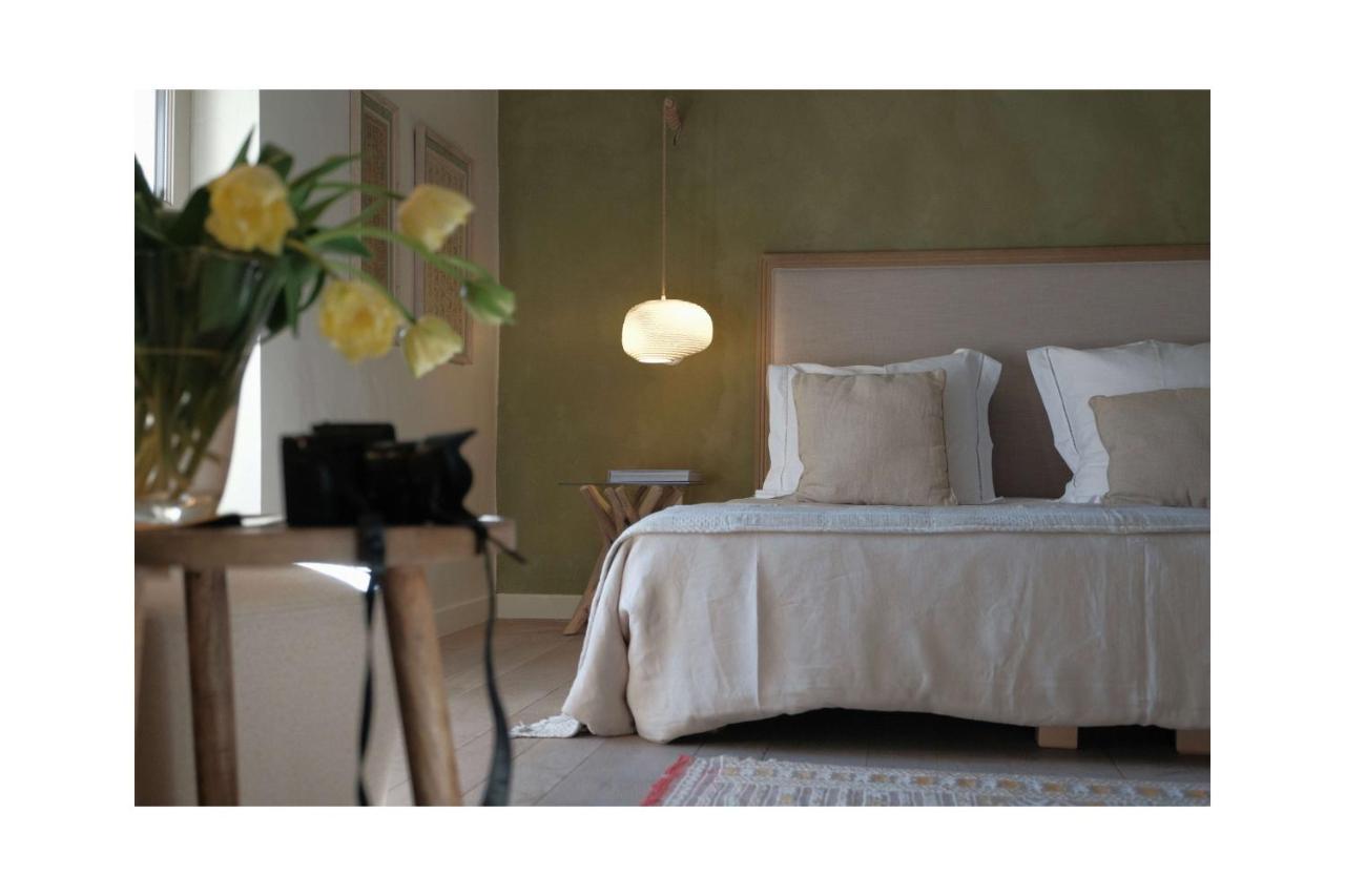 Les Jardins De Sitaara Bed & Breakfast Cucuron Exterior foto