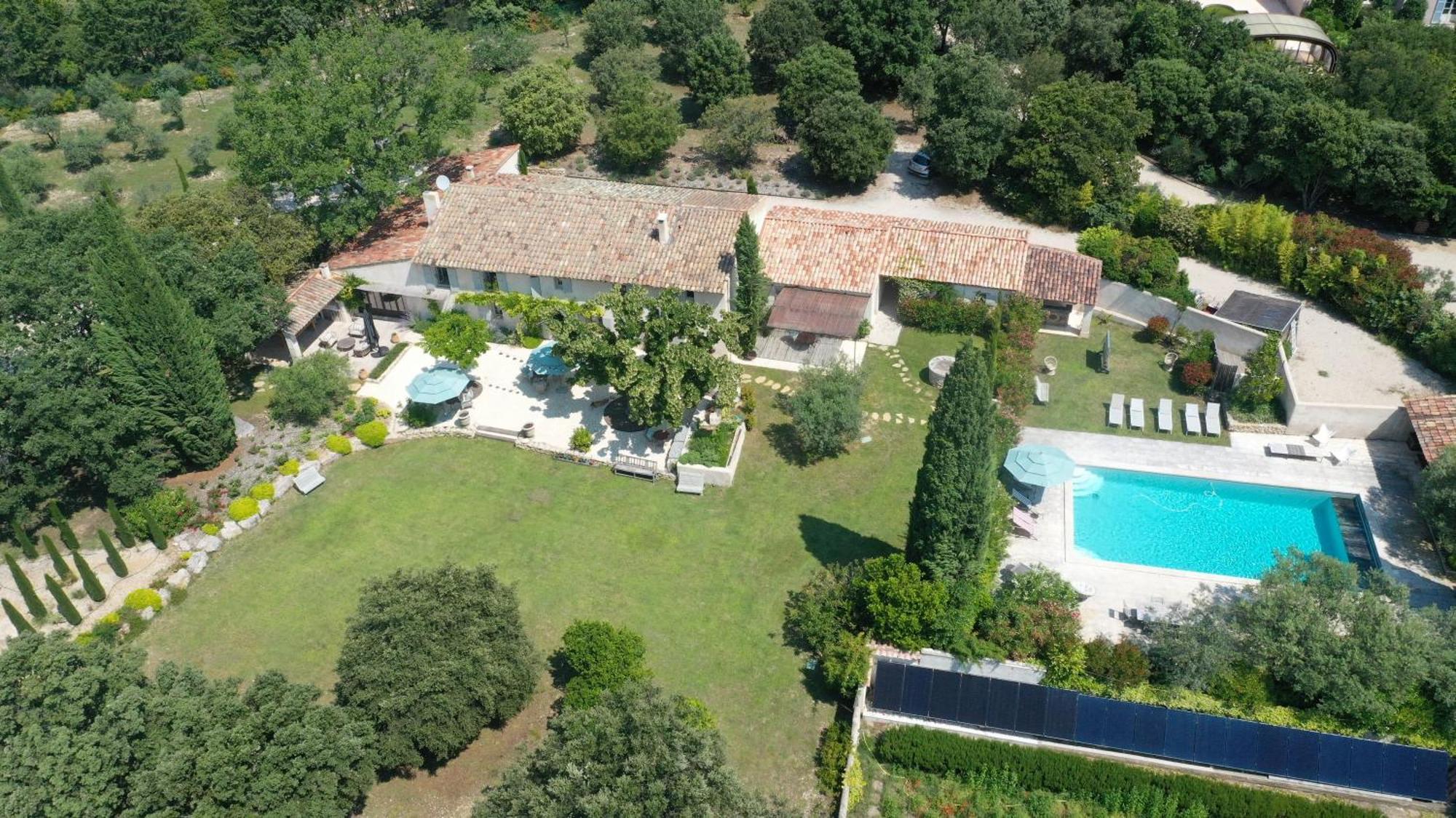Les Jardins De Sitaara Bed & Breakfast Cucuron Exterior foto